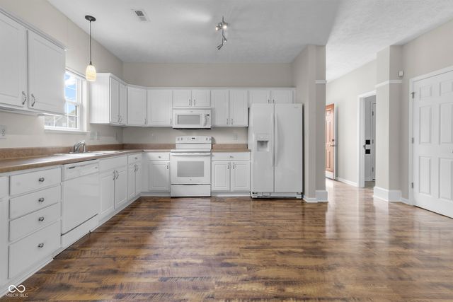 11266 Black Gold Drive, Noblesville, IN 46060