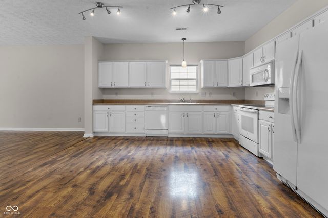 11266 Black Gold Drive, Noblesville, IN 46060