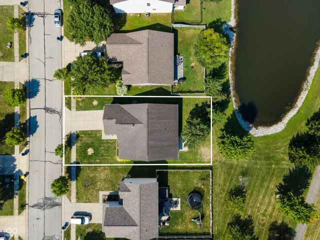 11266 Black Gold Drive, Noblesville, IN 46060