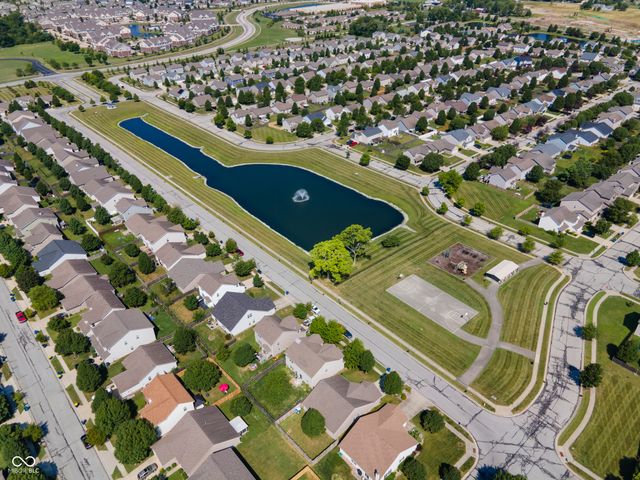 11266 Black Gold Drive, Noblesville, IN 46060