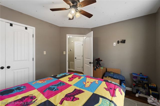 6005 Cedarlakes Circle, Lavaca, AR 72941