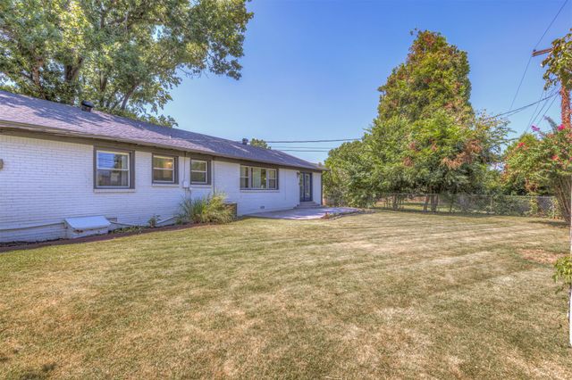 4435 E 60th Street, Tulsa, OK 74135