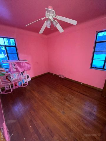 5765 Devonshire Road, Detroit, MI 48224