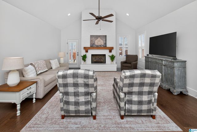 1945 JANEWAY PASS, Hoover, AL 35244