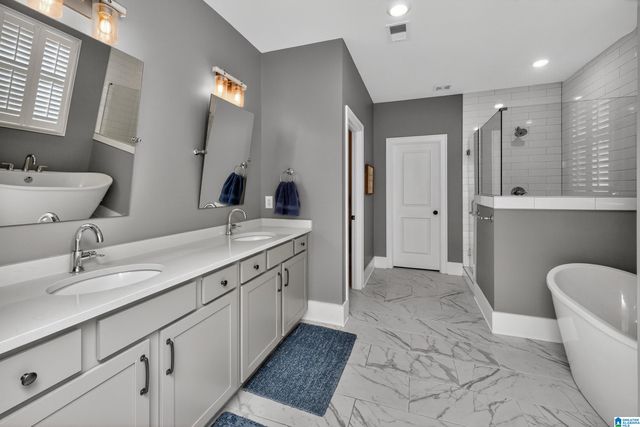 1945 JANEWAY PASS, Hoover, AL 35244