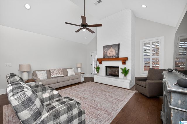 1945 JANEWAY PASS, Hoover, AL 35244