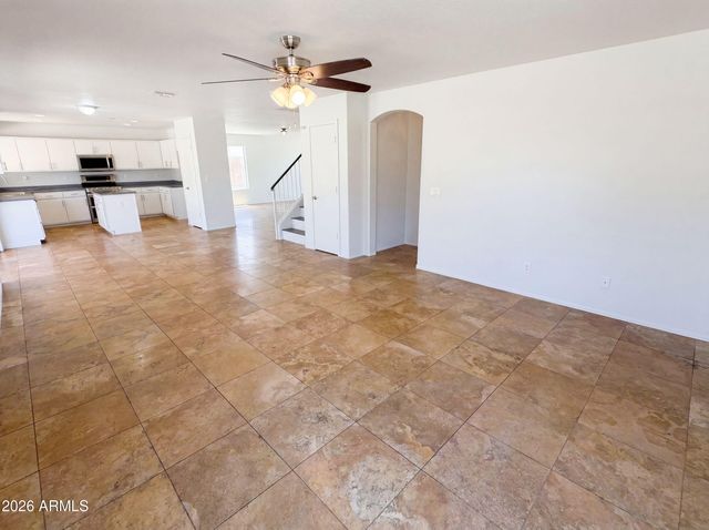 10860 W LONE CACTUS Drive, Peoria, AZ 85373