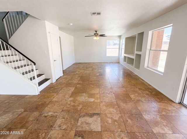 10860 W LONE CACTUS Drive, Peoria, AZ 85373