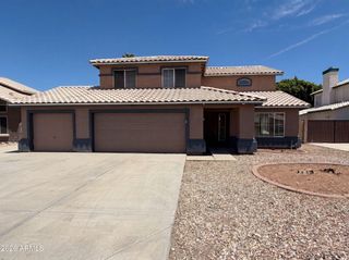 10860 W LONE CACTUS Drive, Peoria, AZ 85373
