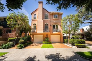 1827 Barry Avenue 2, Los Angeles, CA 90025