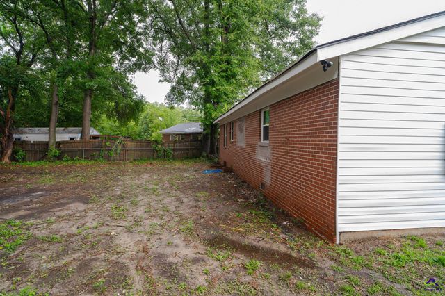 1102 Green St, Warner Robins, GA 31093