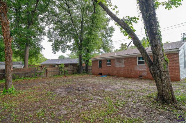 1102 Green St, Warner Robins, GA 31093