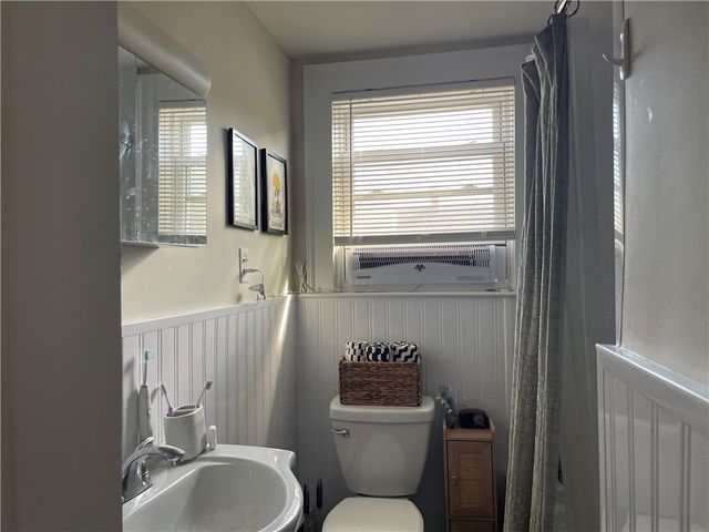 460 Morris Avenue 2, Providence, RI 02906