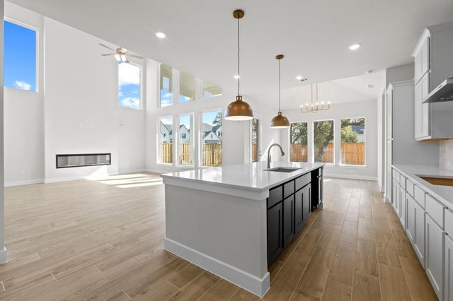 308 Lightstone DR, Georgetown, TX 78633