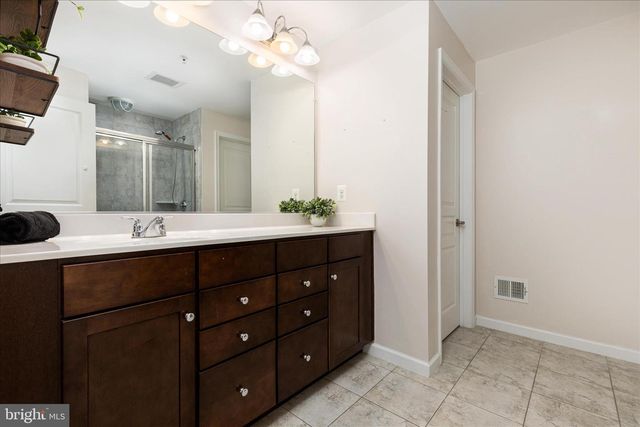 14810 MASON CREEK CIR, Woodbridge, VA 22191