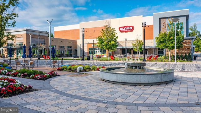 14810 MASON CREEK CIR, Woodbridge, VA 22191