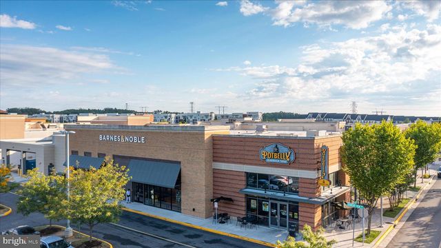 14810 MASON CREEK CIR, Woodbridge, VA 22191