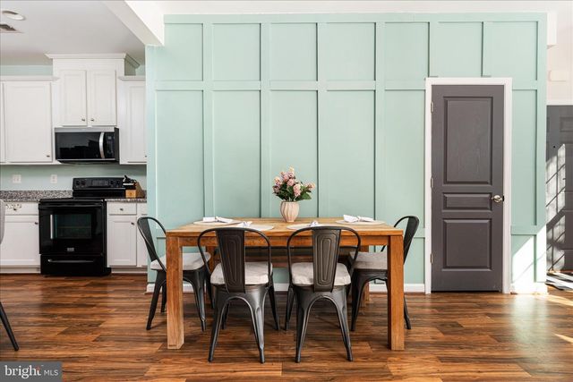 14810 MASON CREEK CIR, Woodbridge, VA 22191