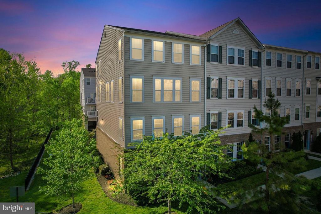 14810 MASON CREEK CIR, Woodbridge, VA 22191