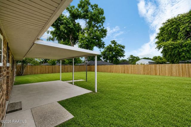 106 Lucas Circle, Lafayette, LA 70508