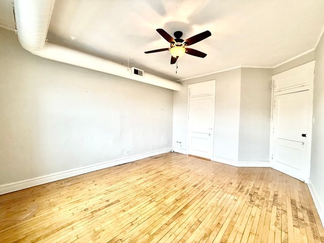5412 N Clark Street S2-4, Chicago, IL 60640