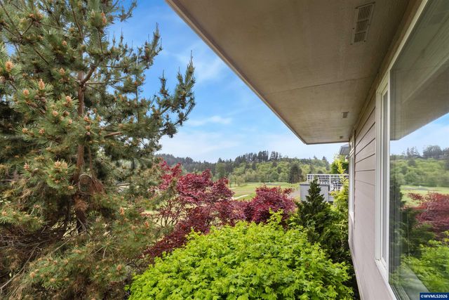 744 Creekside Dr SE, Salem, OR 97306