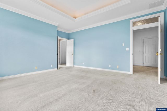 744 Creekside Dr SE, Salem, OR 97306