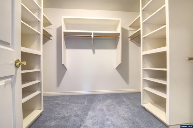 744 Creekside Dr SE, Salem, OR 97306