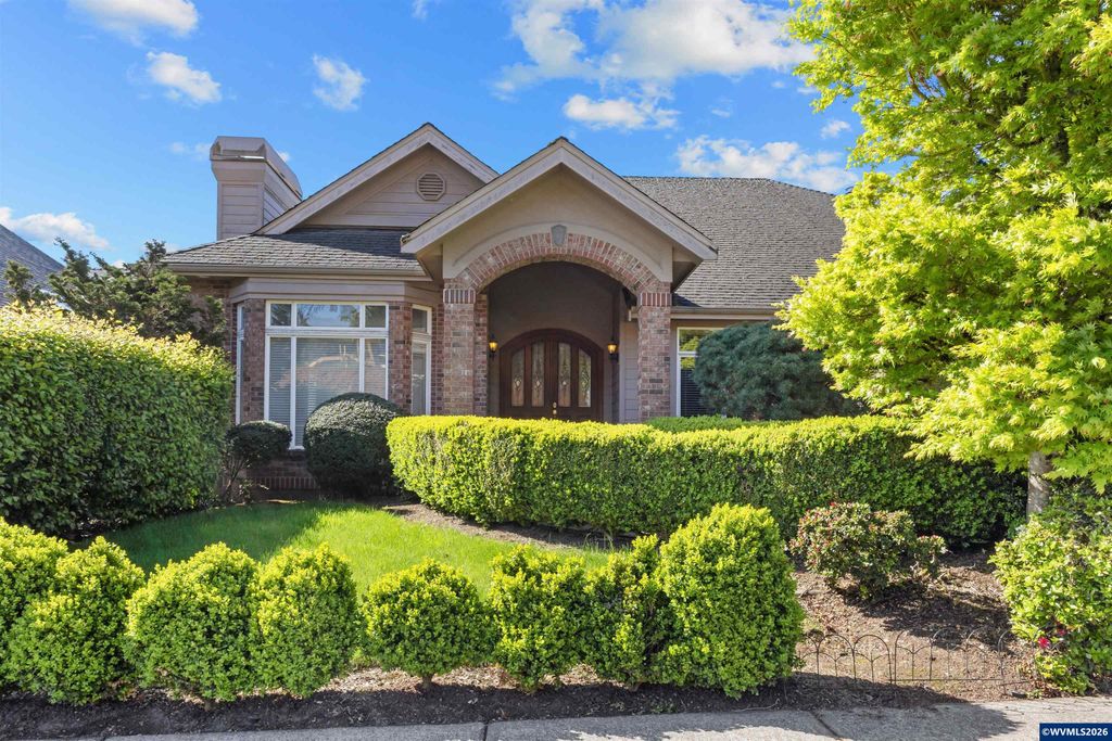 744 Creekside Dr SE, Salem, OR 97306