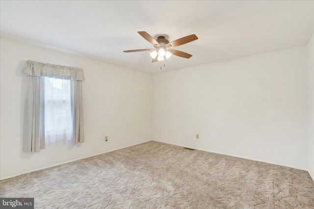 237 CLOVERLANE DR, Manchester, PA 17345