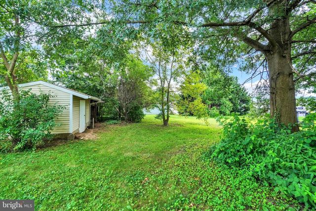 237 CLOVERLANE DR, Manchester, PA 17345