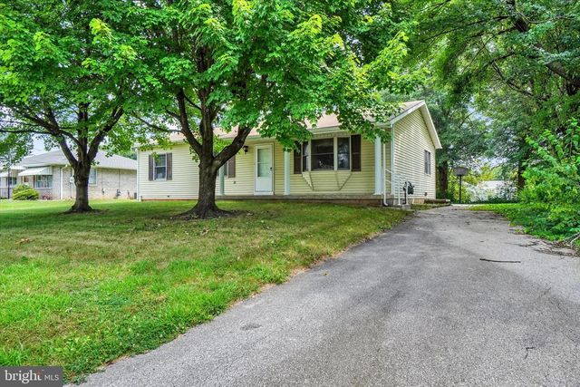 237 CLOVERLANE DR, Manchester, PA 17345