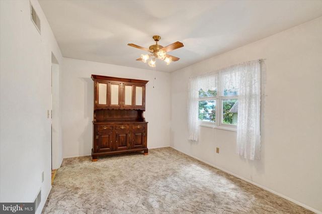 237 CLOVERLANE DR, Manchester, PA 17345