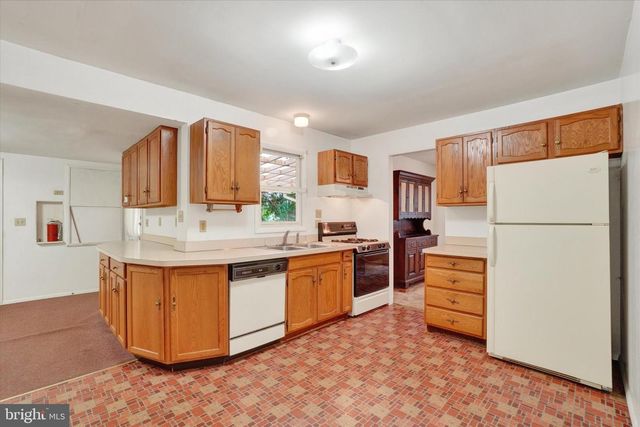 237 CLOVERLANE DR, Manchester, PA 17345