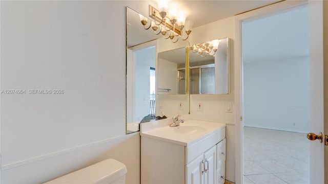 114 Lake Emerald Drive 409, Oakland Park, FL 33309