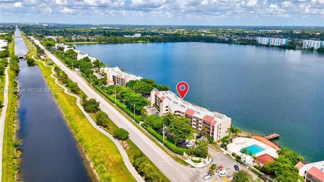 114 Lake Emerald Drive 409, Oakland Park, FL 33309