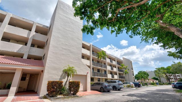 114 Lake Emerald Drive 409, Oakland Park, FL 33309