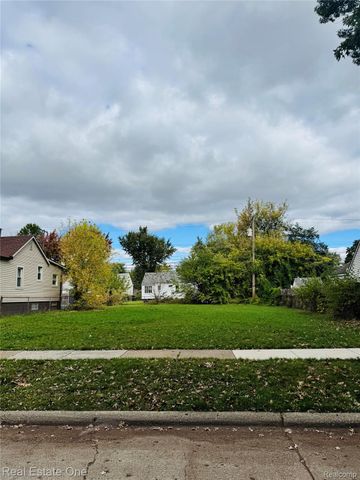 1670 Richmond Avenue, Lincoln Park, MI 48146