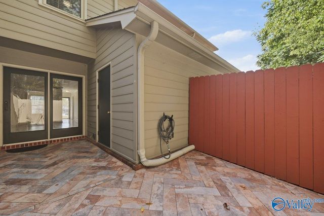 8151 Oldfield Road SW 2, Huntsville, AL 35802