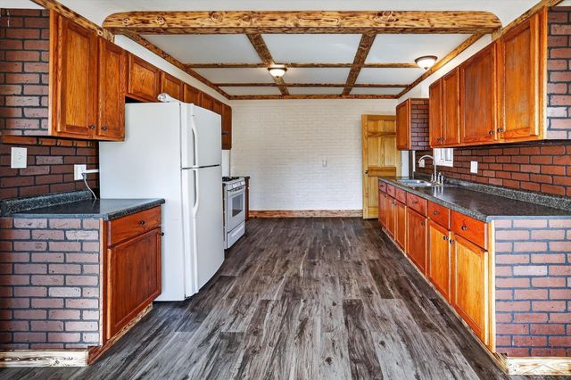 2529 Kansas Avenue, Saginaw, MI 48601