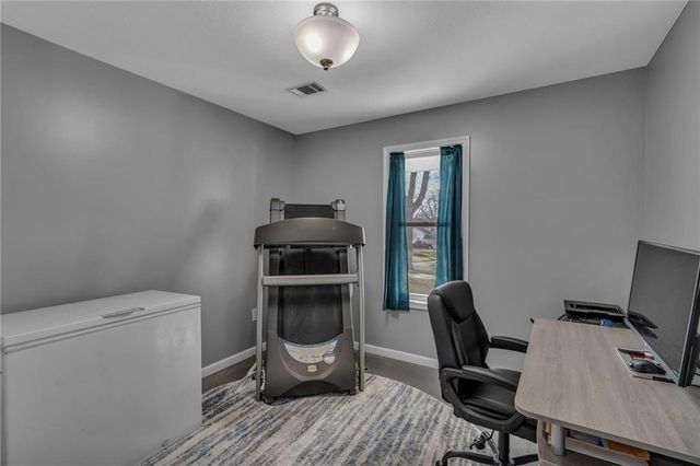 330 High Street, Cameron, MO 64429