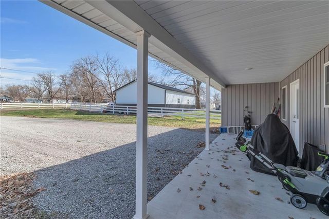 330 High Street, Cameron, MO 64429