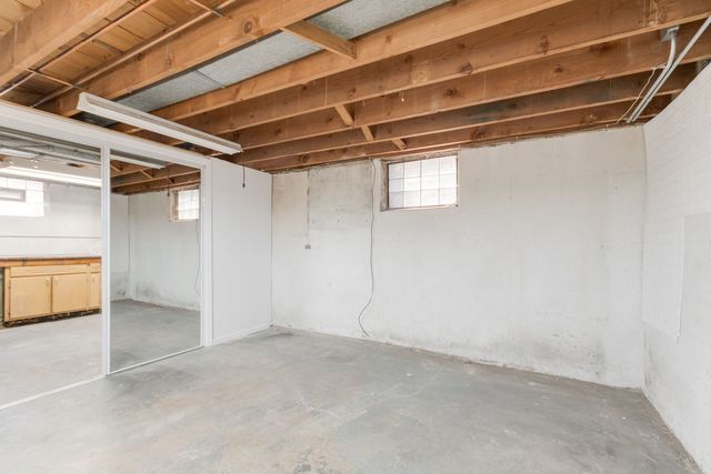 4605 Jerome Avenue, Skokie, IL 60076