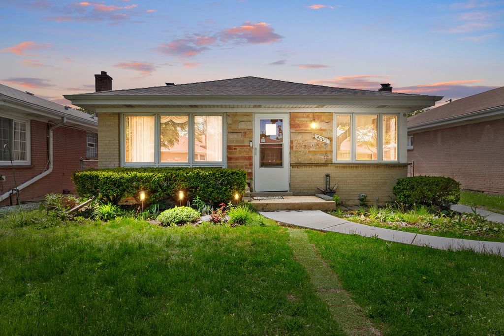 4605 Jerome Avenue, Skokie, IL 60076