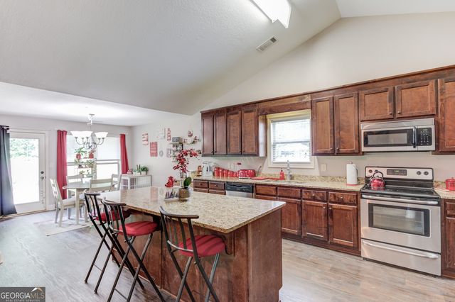 154 Rolling Oaks Lane, Colbert, GA 30628
