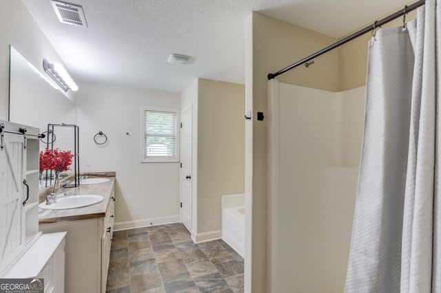 154 Rolling Oaks Lane, Colbert, GA 30628