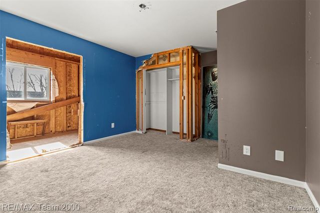 9267 Glenis Street, Taylor, MI 48180