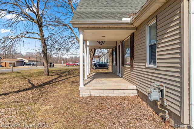 9267 Glenis Street, Taylor, MI 48180