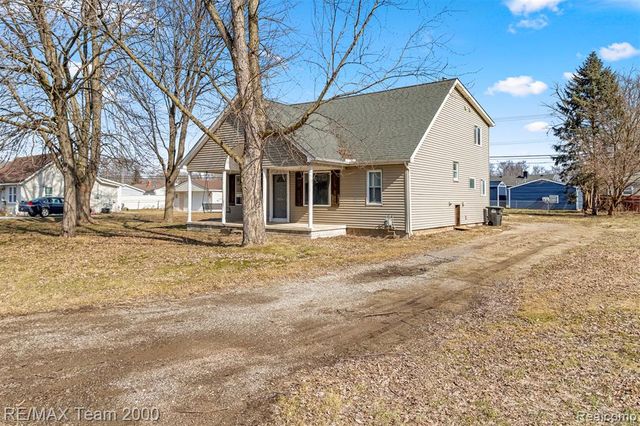 9267 Glenis Street, Taylor, MI 48180