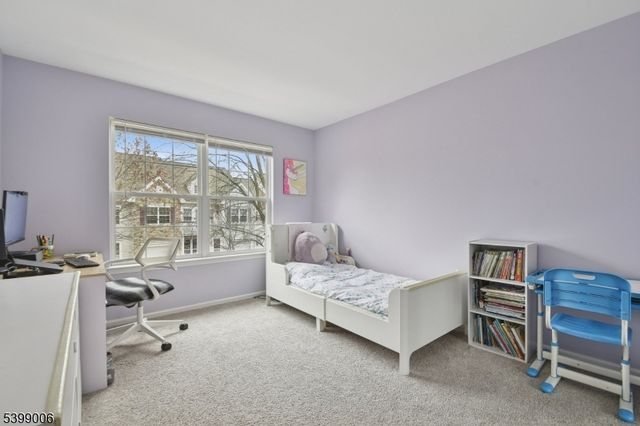 32 Mayflower Dr, Bernards Twp., NJ 07920